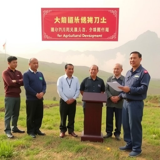 学习贯彻党的二十届四中全会精神中央宣讲团在四川宣讲(图1)